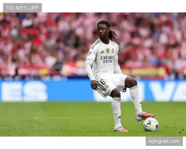 卡马文加：法国队史最年轻出场球员之一，其早期国家队登场背后的潜力与挑战